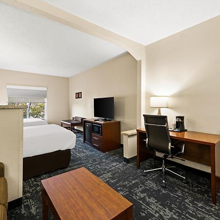 Comfort Suites Kansas City-Liberty Ngoại thất bức ảnh