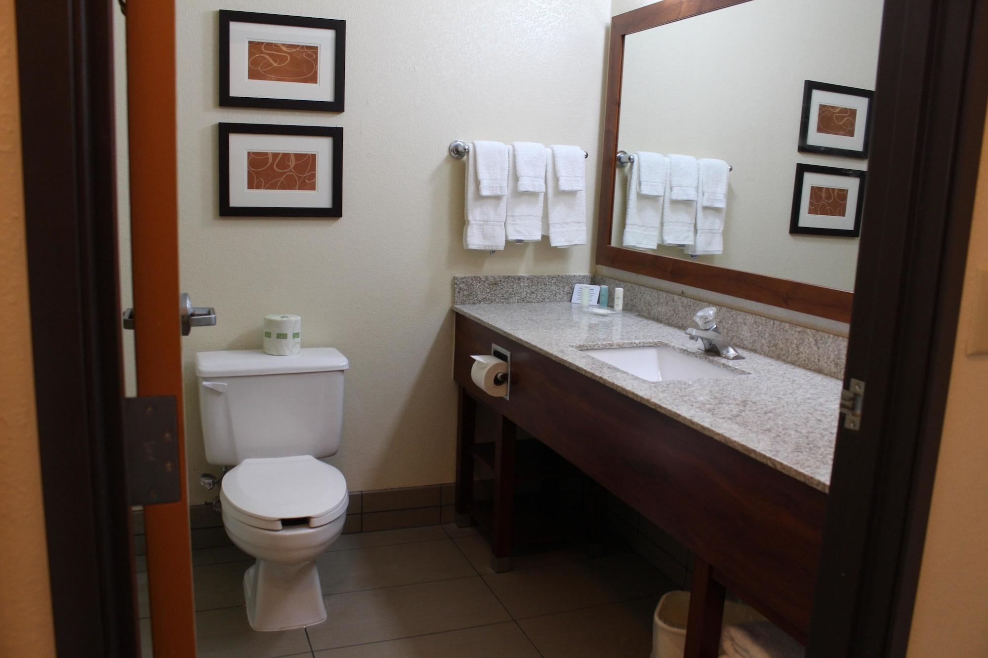 Comfort Suites Kansas City-Liberty Ngoại thất bức ảnh