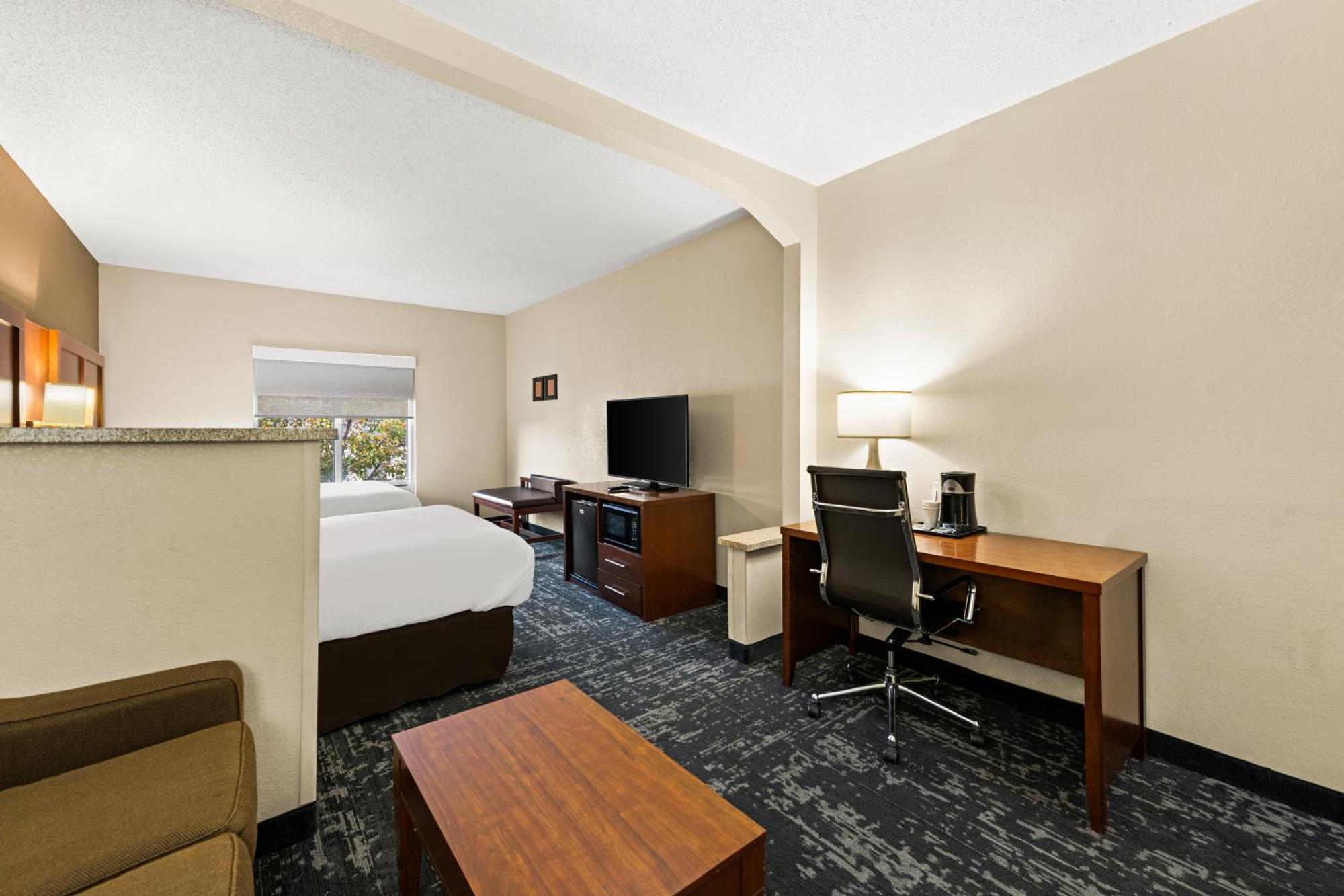 Comfort Suites Kansas City-Liberty Ngoại thất bức ảnh