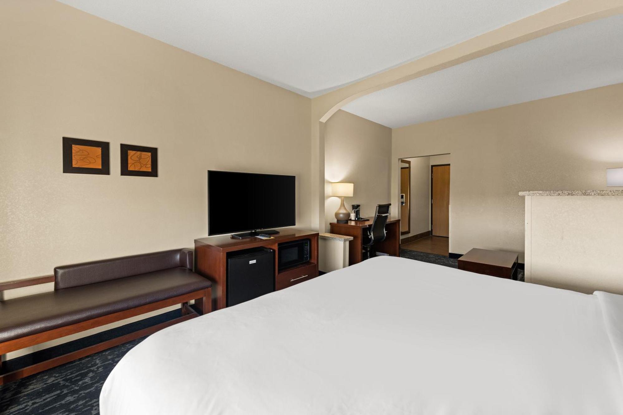 Comfort Suites Kansas City-Liberty Ngoại thất bức ảnh